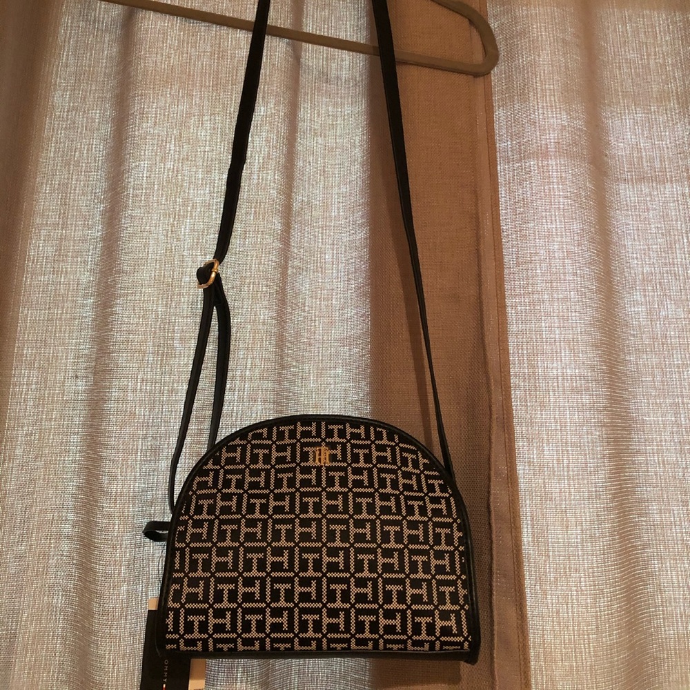 New crossbody bag Tommy Hilfiger